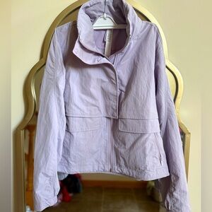 Lululemon Always Effortless Classic Fit Jacket Size 4 *Like new*